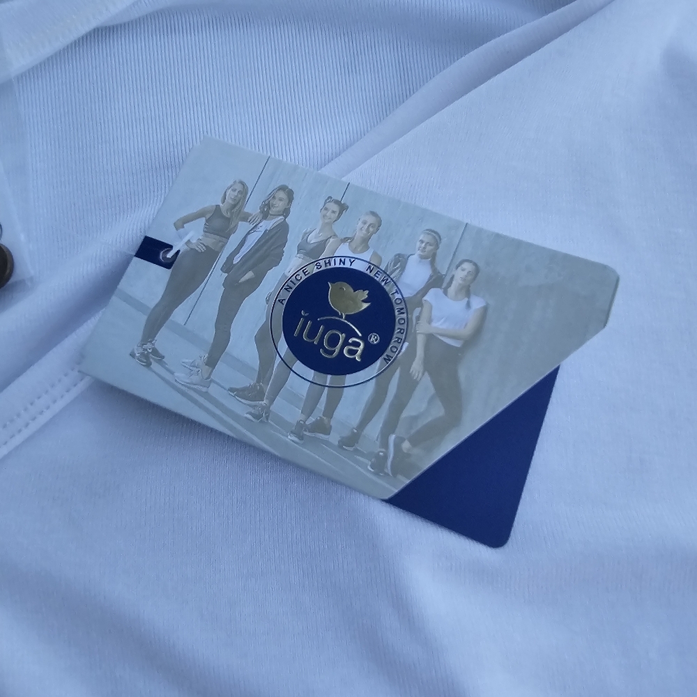 Iuga Top - Picture 8 of 12